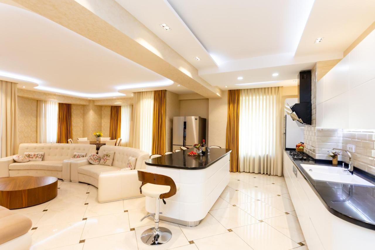 Central Cozy 3Bd-2Bath Apartment Тбілісі Екстер'єр фото
