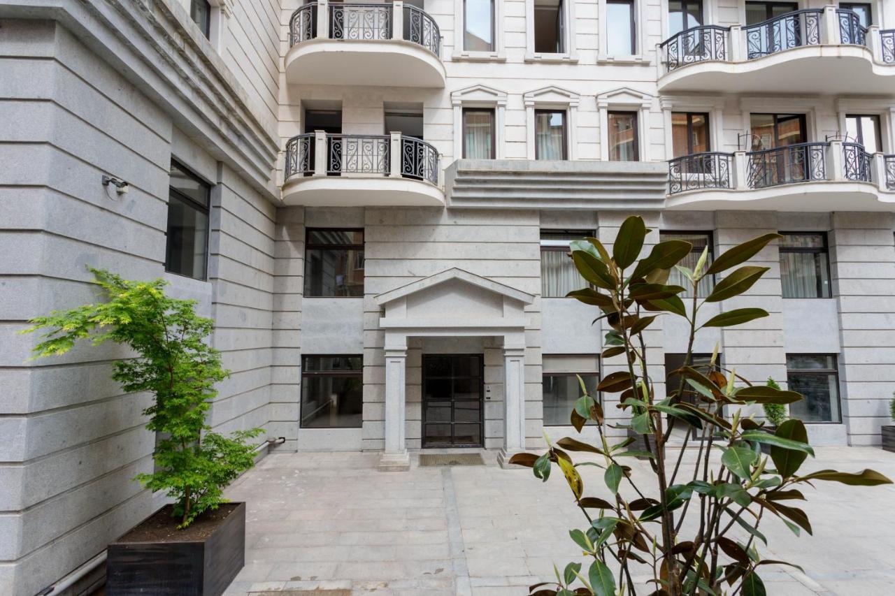 Central Cozy 3Bd-2Bath Apartment Тбілісі Екстер'єр фото