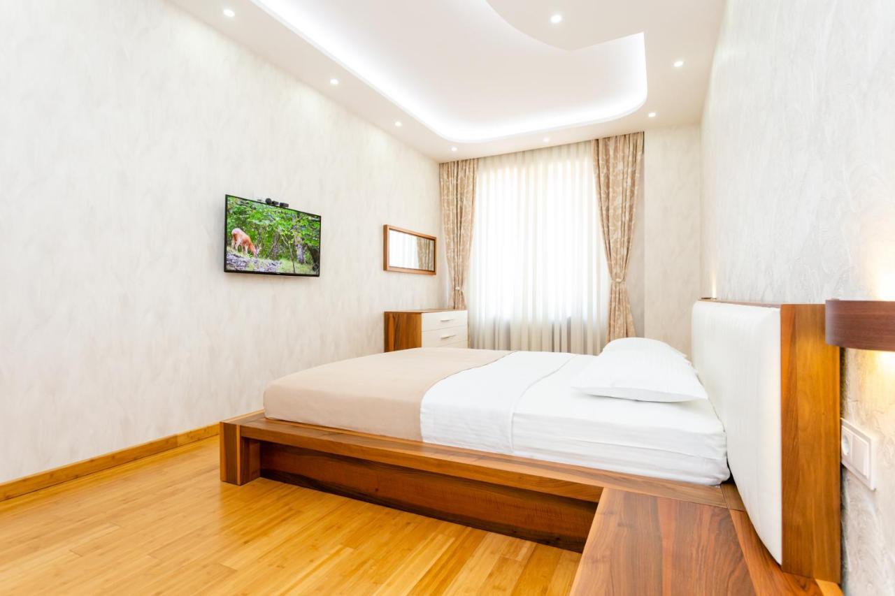 Central Cozy 3Bd-2Bath Apartment Тбілісі Екстер'єр фото