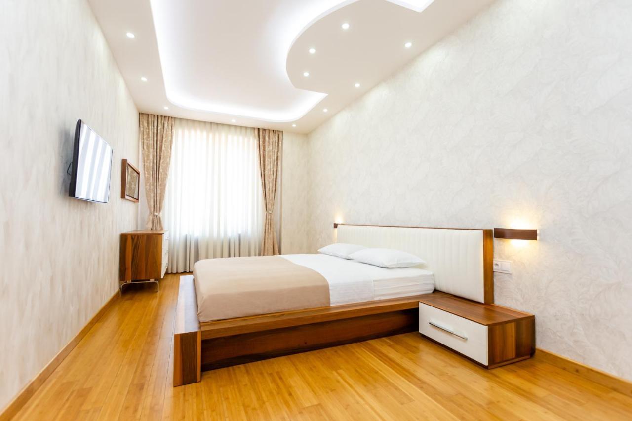 Central Cozy 3Bd-2Bath Apartment Тбілісі Екстер'єр фото