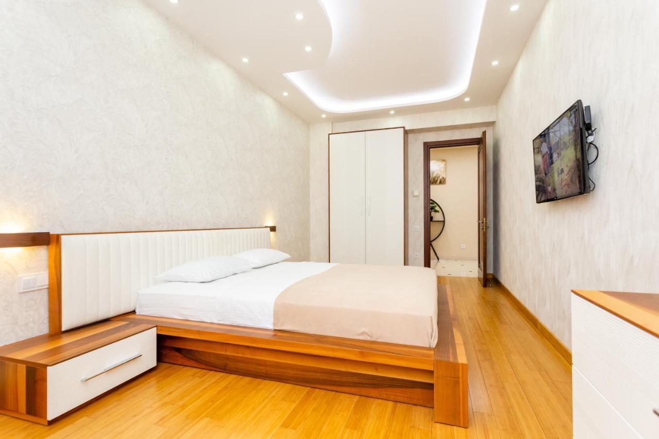 Central Cozy 3Bd-2Bath Apartment Тбілісі Екстер'єр фото